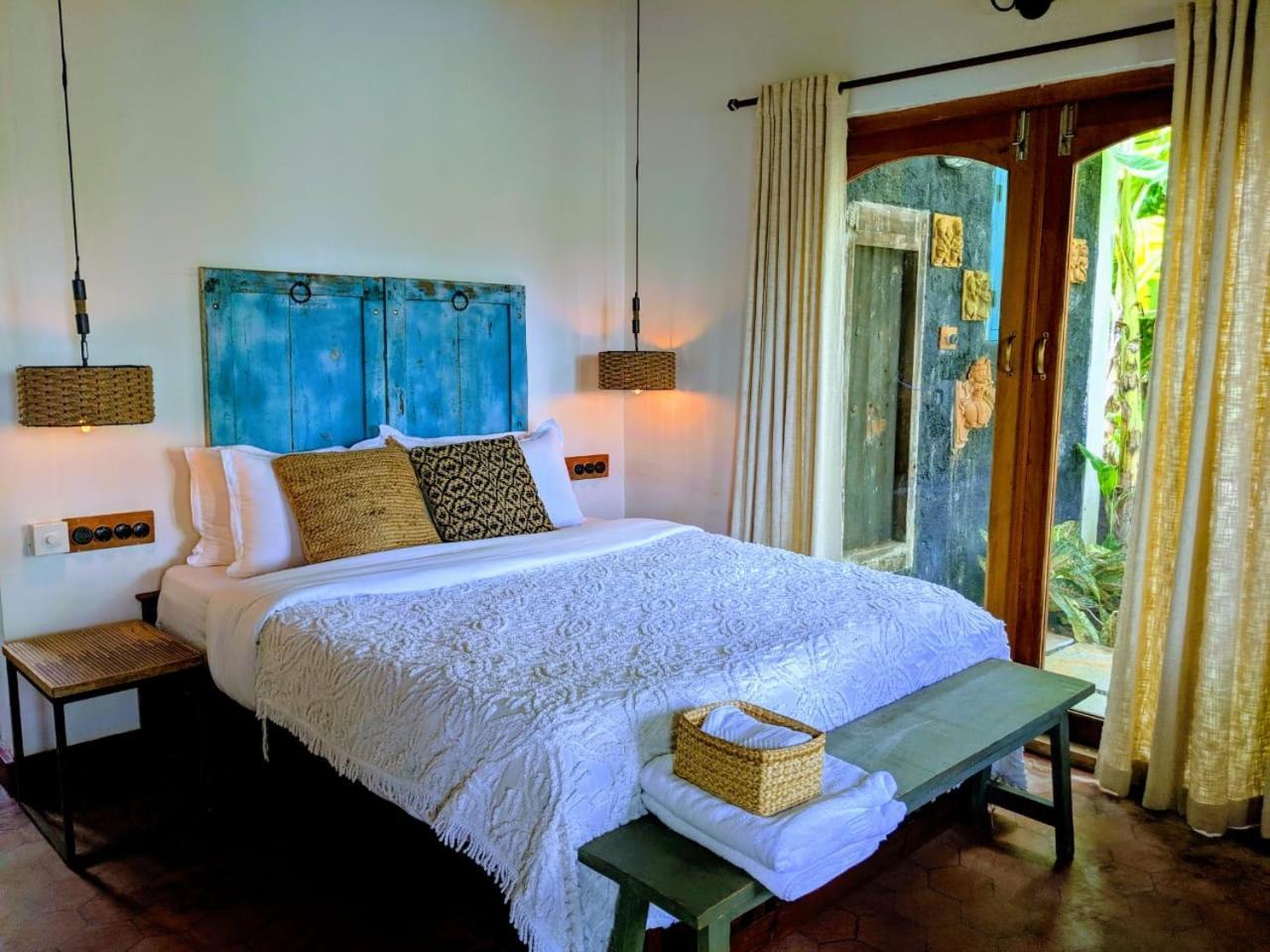 Sunsets And Palm Trees Bed & Breakfast Alappuzha Exterior foto